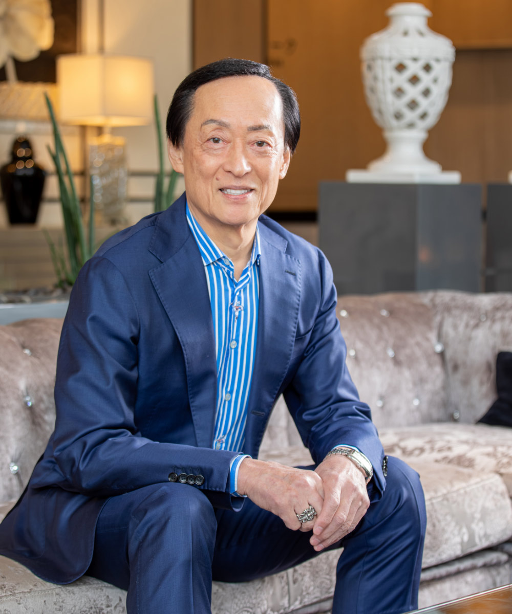 スマイシアHD	代表取締役会長　久保川議道
